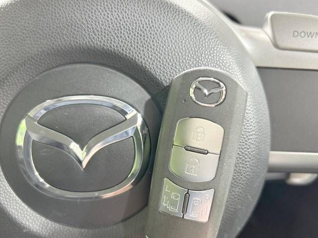 Mazda BIANTE 2016-05 193409-6