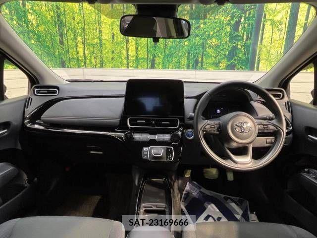 Toyota AQUA 2021-09 260309-1