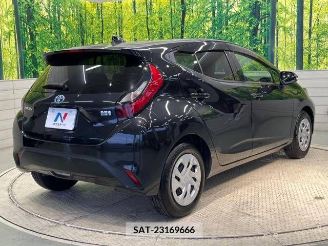 Toyota AQUA 2021-09 260309-17