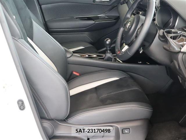 Toyota C-HR 2022-12 343004-18