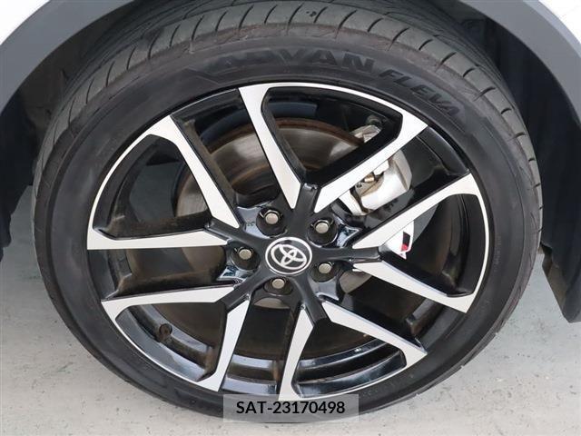 Toyota C-HR 2022-12 343004-5