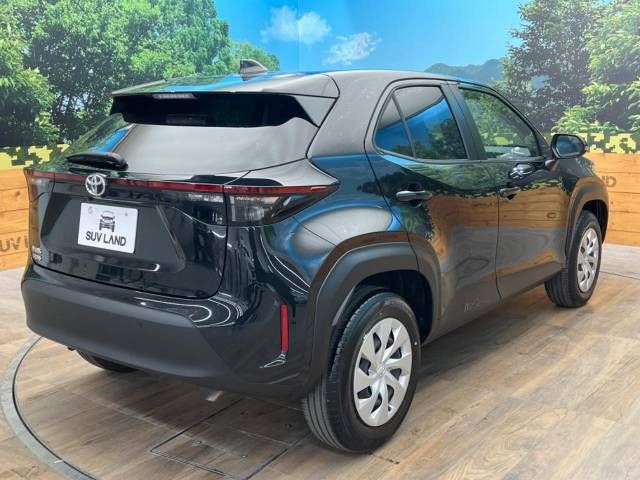 Toyota YARIS CROSS 2023-03 183544-17