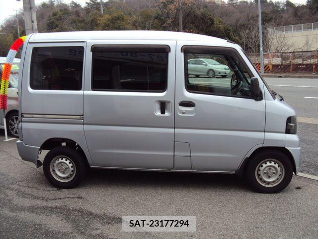 Nissan CLIPPER VAN 2009-02 251845-3