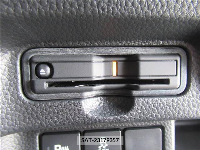 Honda N BOX CUSTOM 2022-09 307288-11