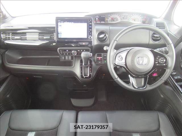 Honda N BOX CUSTOM 2022-09 307288-7
