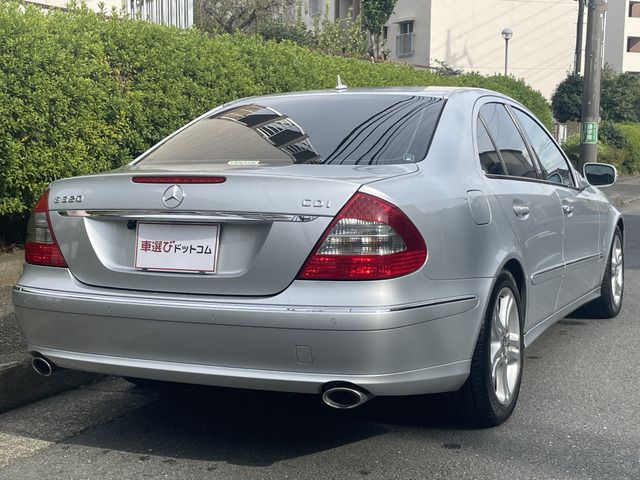 Mercedes Benz E-CLASS 2008-06 12596-11