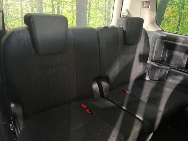 Toyota VOXY 2011-07 13275-9