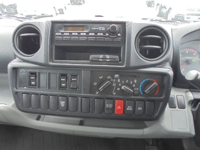 Hino DUTRO 2012-03 3383-14