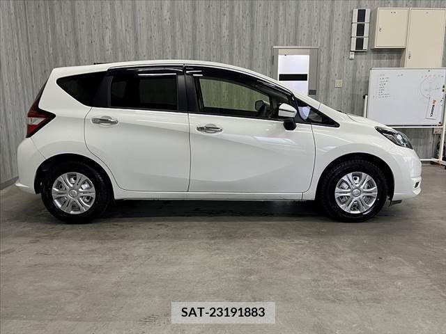 Nissan NOTE 2019-03 253590-6