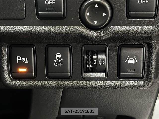 Nissan NOTE 2019-03 253590-14