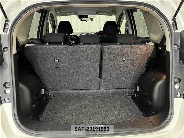 Nissan NOTE 2019-03 253590-12
