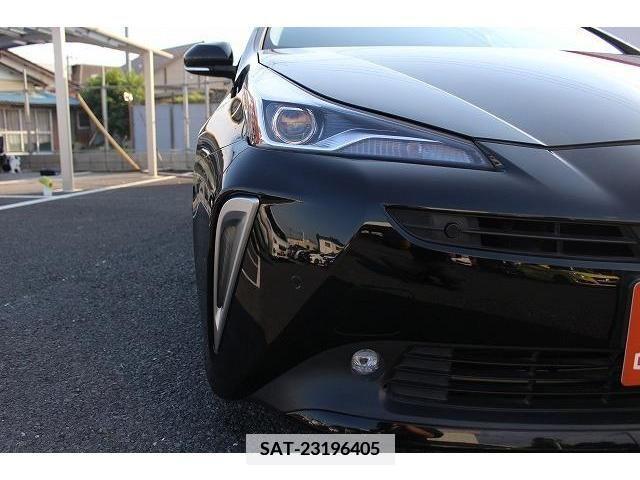 Toyota PRIUS 2019-10 351952-10
