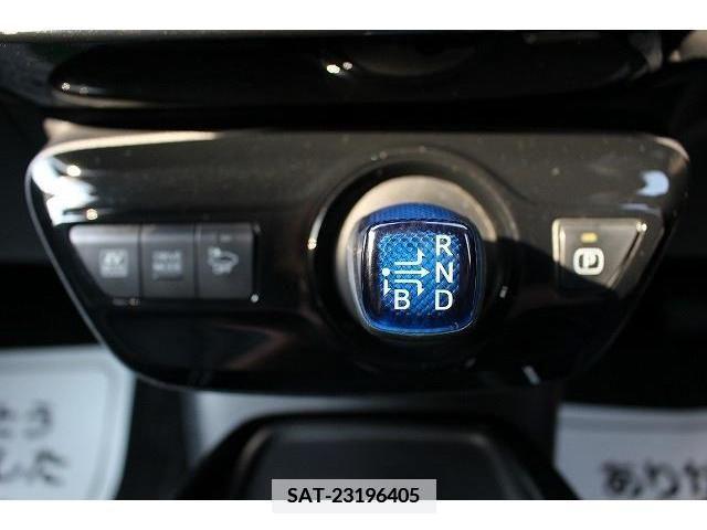 Toyota PRIUS 2019-10 351952-5