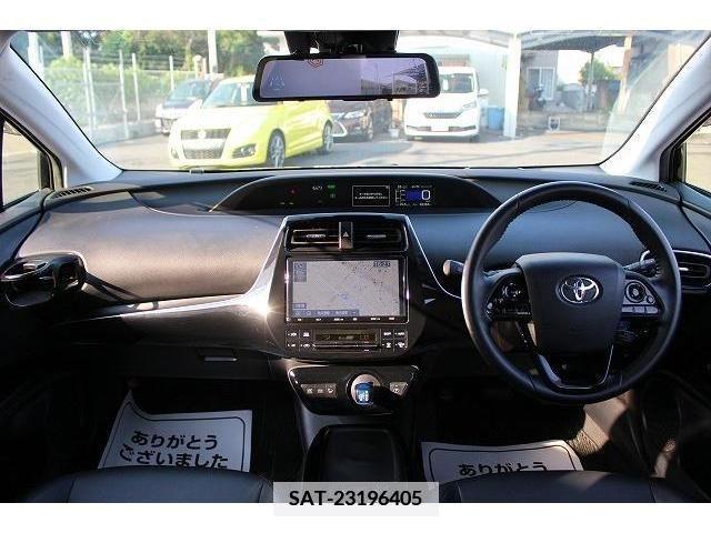 Toyota PRIUS 2019-10 351952-15