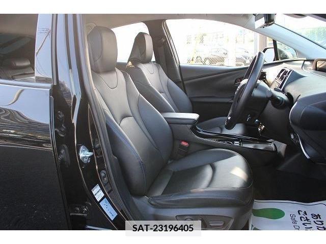 Toyota PRIUS 2019-10 351952-13