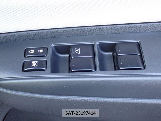 Nissan NOTE 2018-11 207421-14
