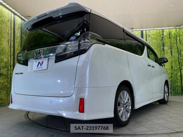 Toyota VELLFIRE 2016-03 384641-18