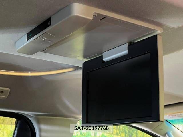 Toyota VELLFIRE 2016-03 384641-3