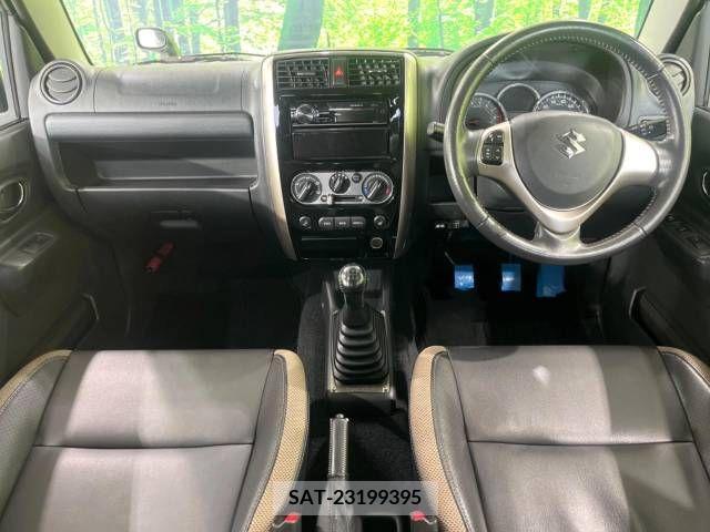 Suzuki JIMNY 2015-08 374036-1