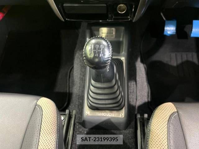 Suzuki JIMNY 2015-08 374036-18
