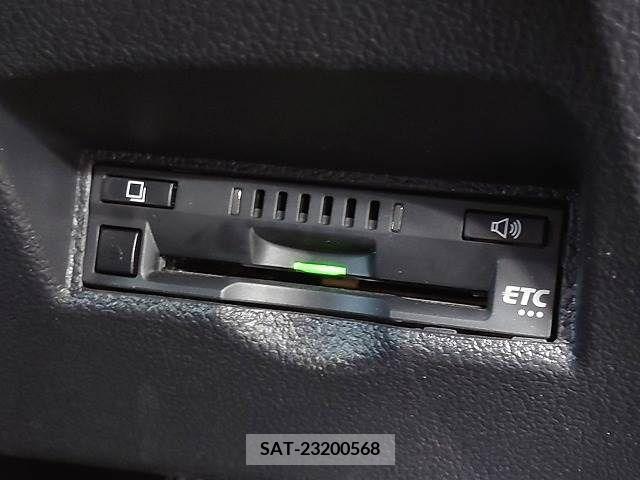 Toyota PRIUS 2017-07 348341-9