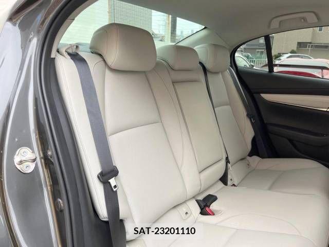 Mazda MAZDA3 2019-05 276439-9