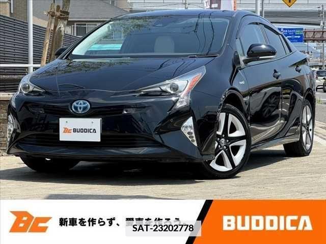 Toyota PRIUS 2016-06 366708-0