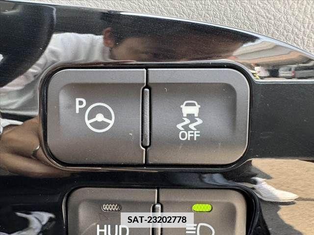 Toyota PRIUS 2016-06 366708-29
