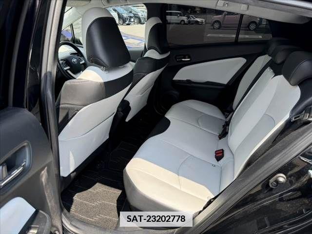 Toyota PRIUS 2016-06 366708-18