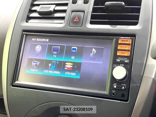 Nissan MARCH 2014-02 338712-3