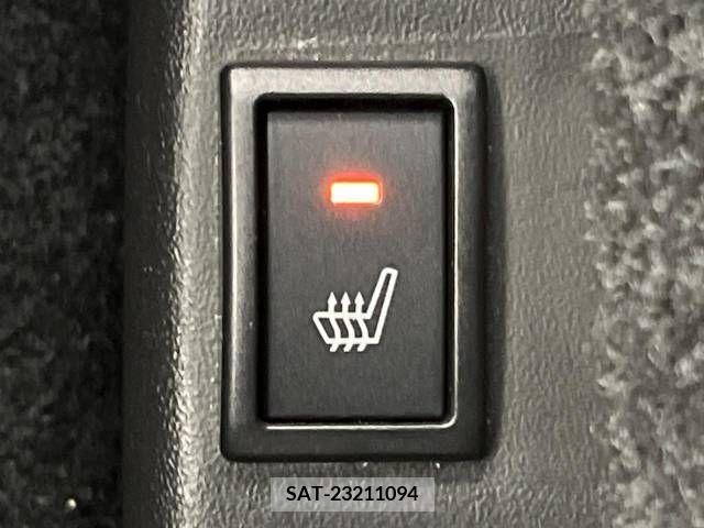 Suzuki X BEE 2019-02 325236-6