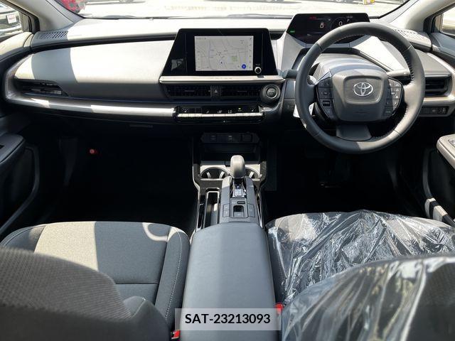 Toyota PRIUS 2023-12 313516-2