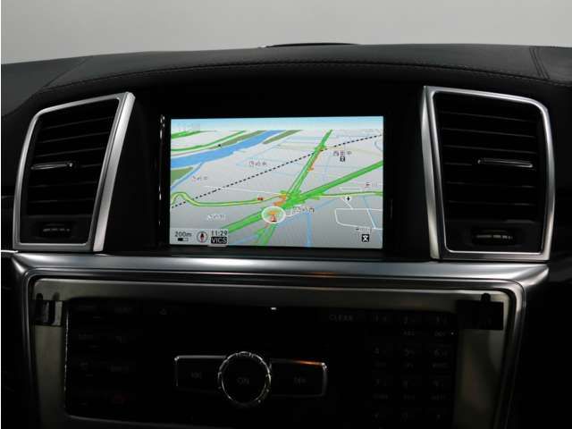 Mercedes Benz GL-CLASS 2015-08 196335-4