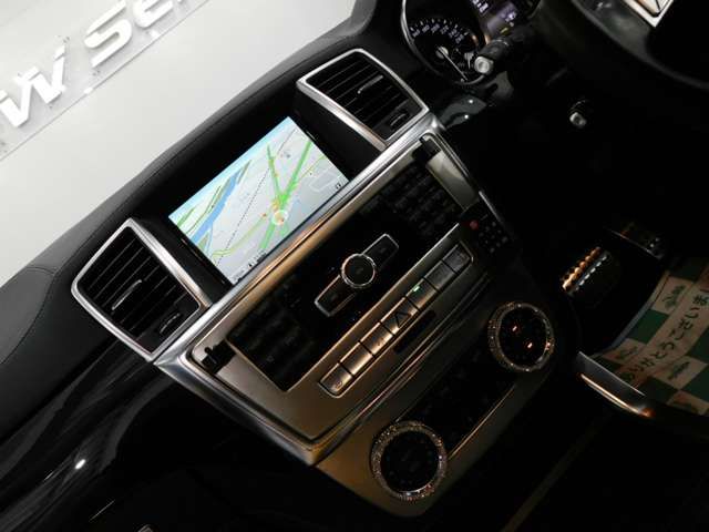 Mercedes Benz GL-CLASS 2015-08 196335-3