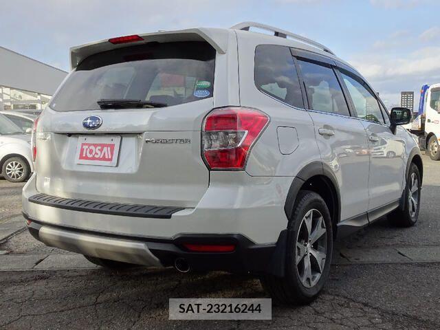 Subaru FORESTER 2014-09 326175-1