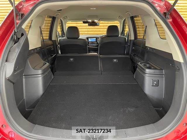 Mitsubishi OUTLANDER PHEV 2019-03 222858-19