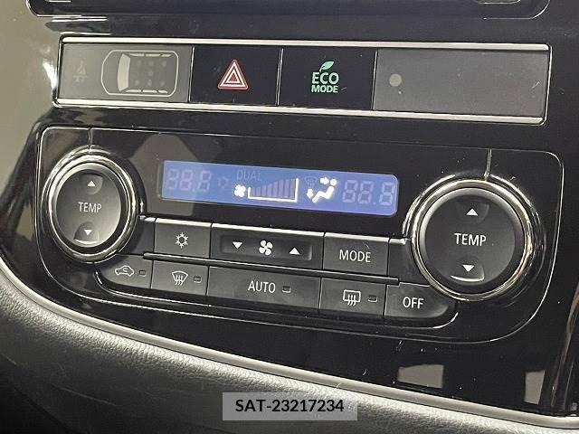 Mitsubishi OUTLANDER PHEV 2019-03 222858-11