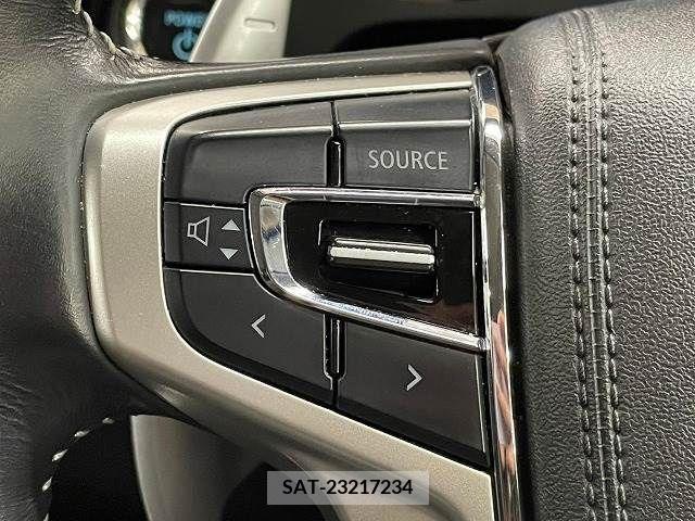 Mitsubishi OUTLANDER PHEV 2019-03 222858-14
