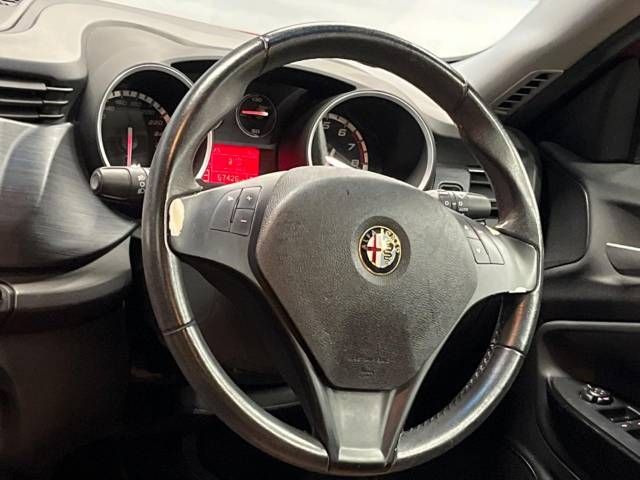 ALFA ROMEO GIULIETTA 2013-11 190059-10