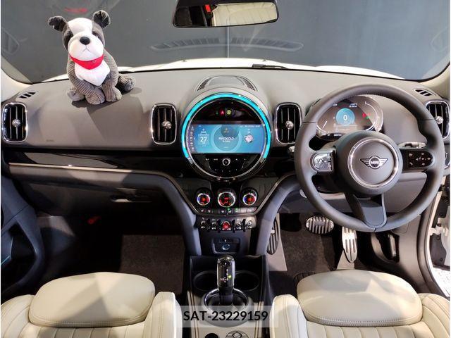 Bmw MINI 2023-12 277300-1