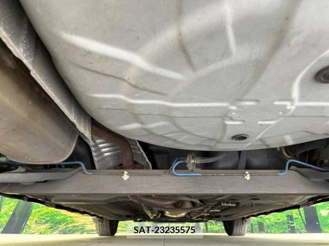 Nissan TIIDA 2011-09 301198-19