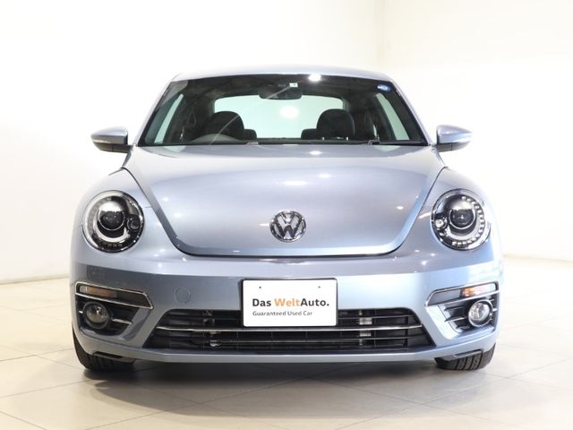 VolksWagen THE BEETLE 2017-08 24102-1