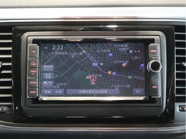 VolksWagen THE BEETLE 2017-08 24102-12