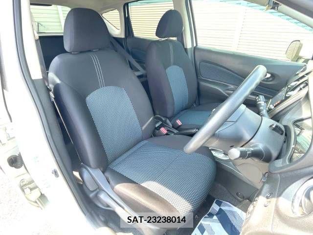 Nissan NOTE 2013-11 302332-7