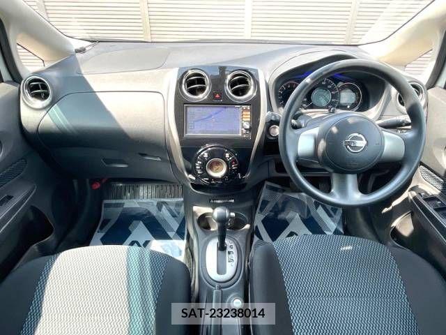 Nissan NOTE 2013-11 302332-1