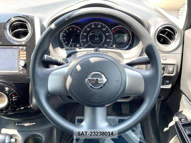 Nissan NOTE 2013-11 302332-10
