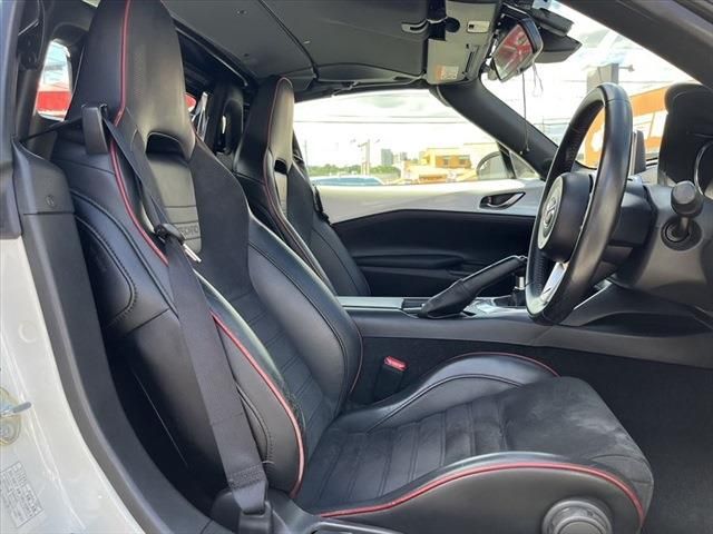 Mazda ROADSTER 2017-05 21400-17