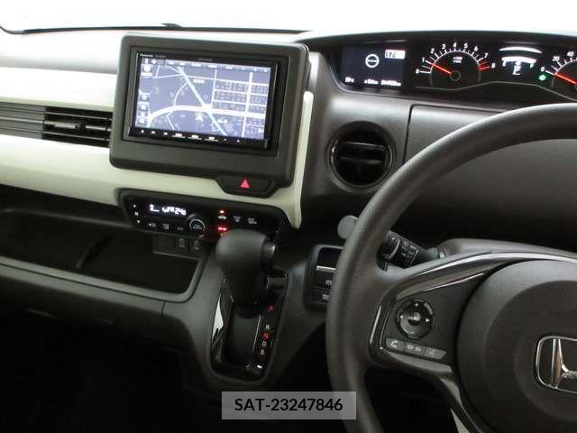 Honda N BOX 2022-08 278868-14