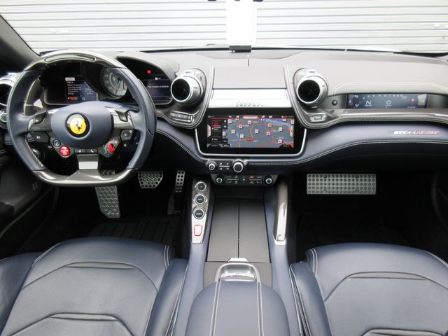 Ferrari GTC4 2017-02 3306-12