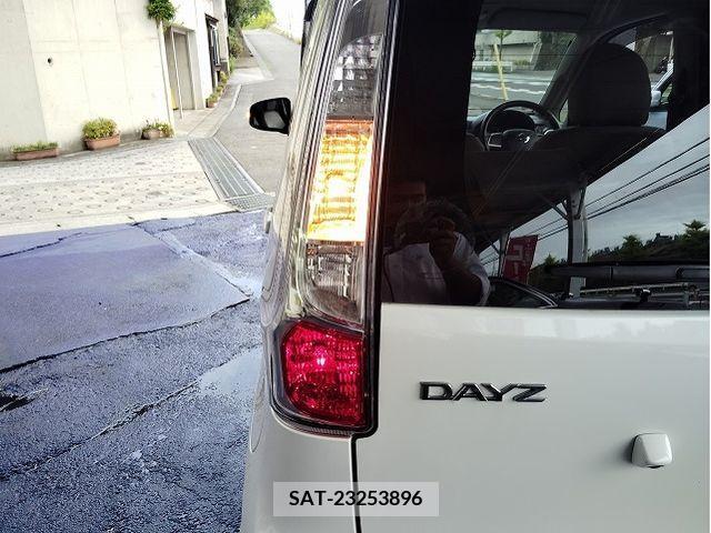 Nissan DAYZ 2014-06 390312-16